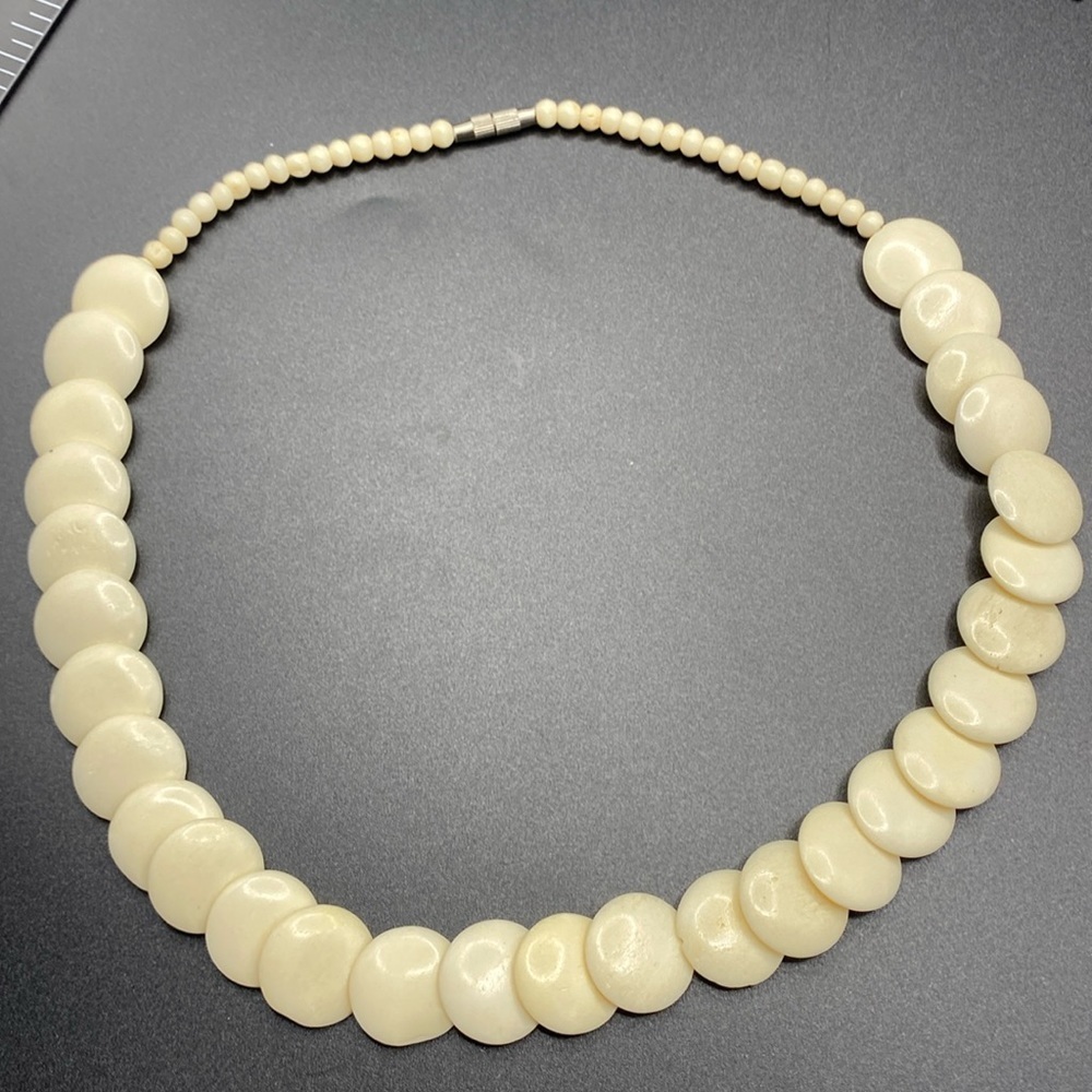 Cream Bovine Flat Bead Necklace With Screw Clasp